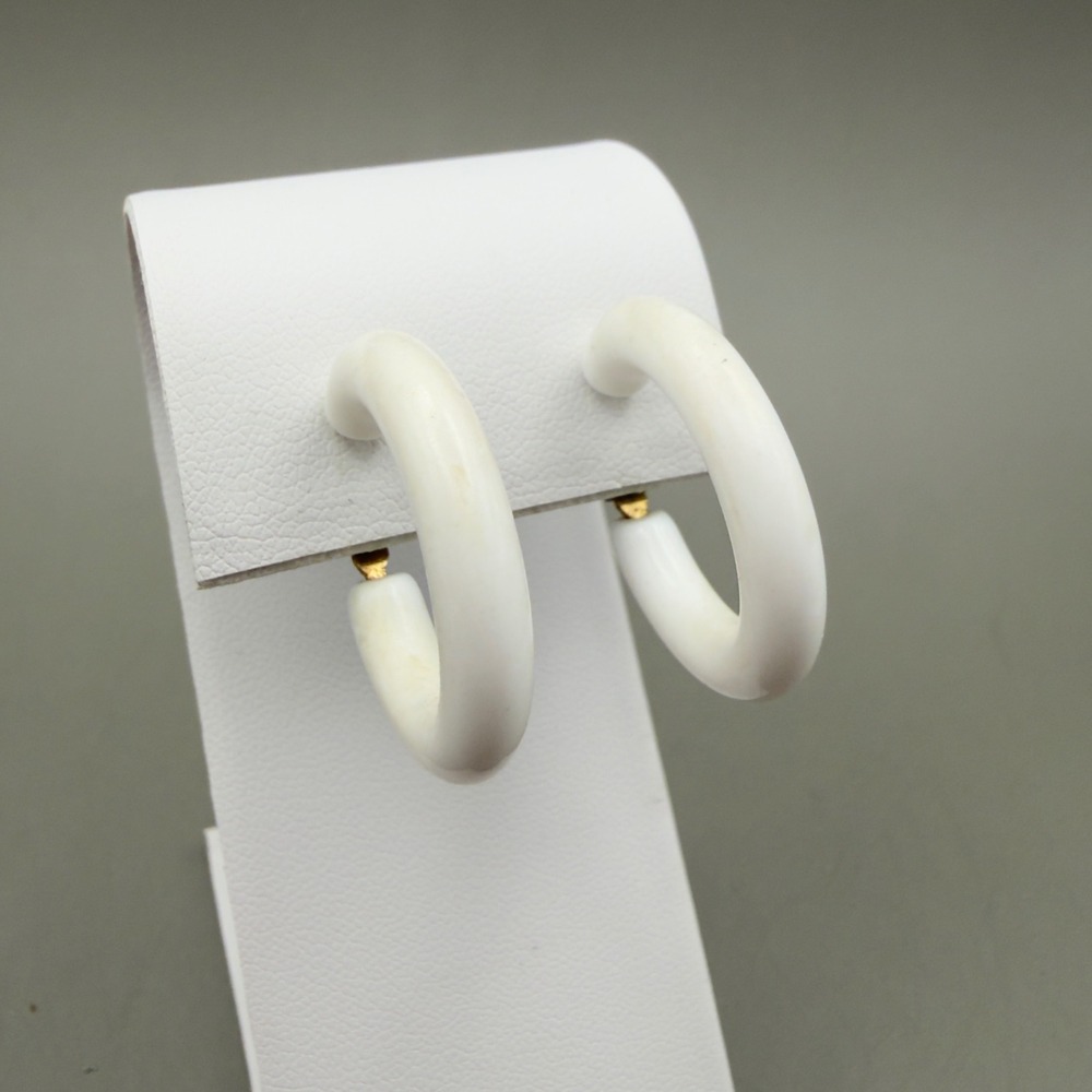 Vintage White Hoop Earrings Screw Back Gold Tone Non Pierced 1 Inch